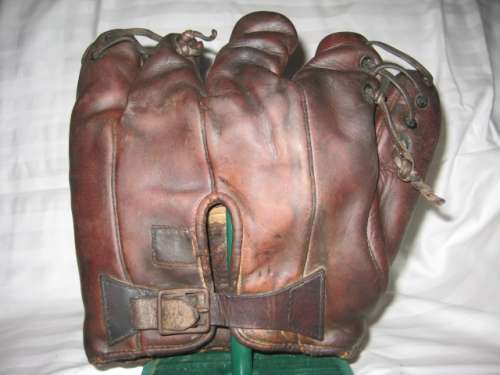 Spalding AS The Giant Back